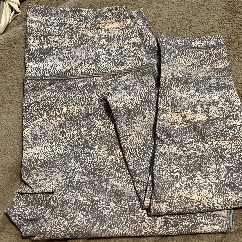 Lululemon leggings